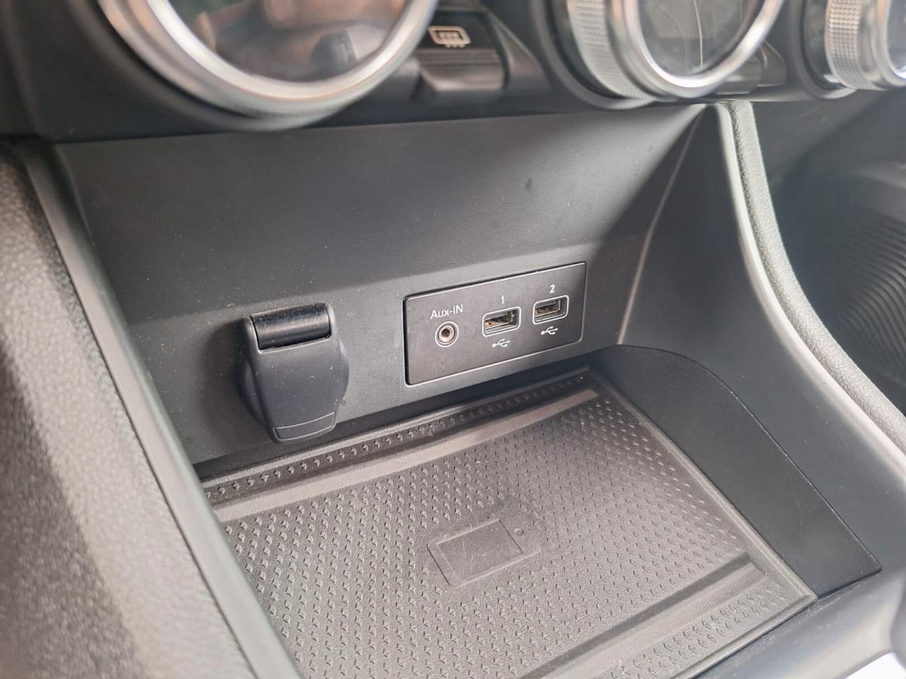 Renault Captur Plug-in Hybrid E-Tech 160 CV Intens