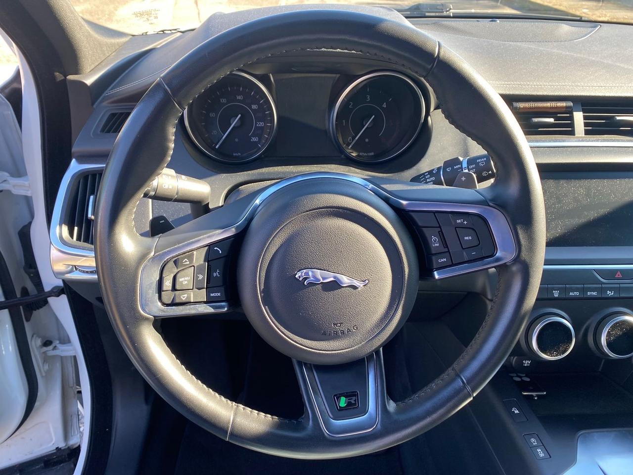 Jaguar E-Pace R-Dynamic HSE D 150 #8021