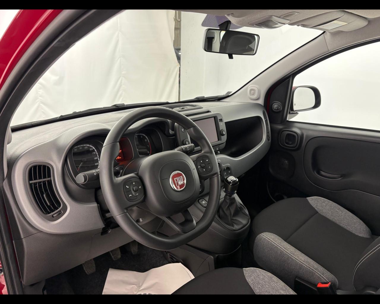 FIAT Panda 1.0 firefly hybrid City Cross s&s 70cv 5p.ti