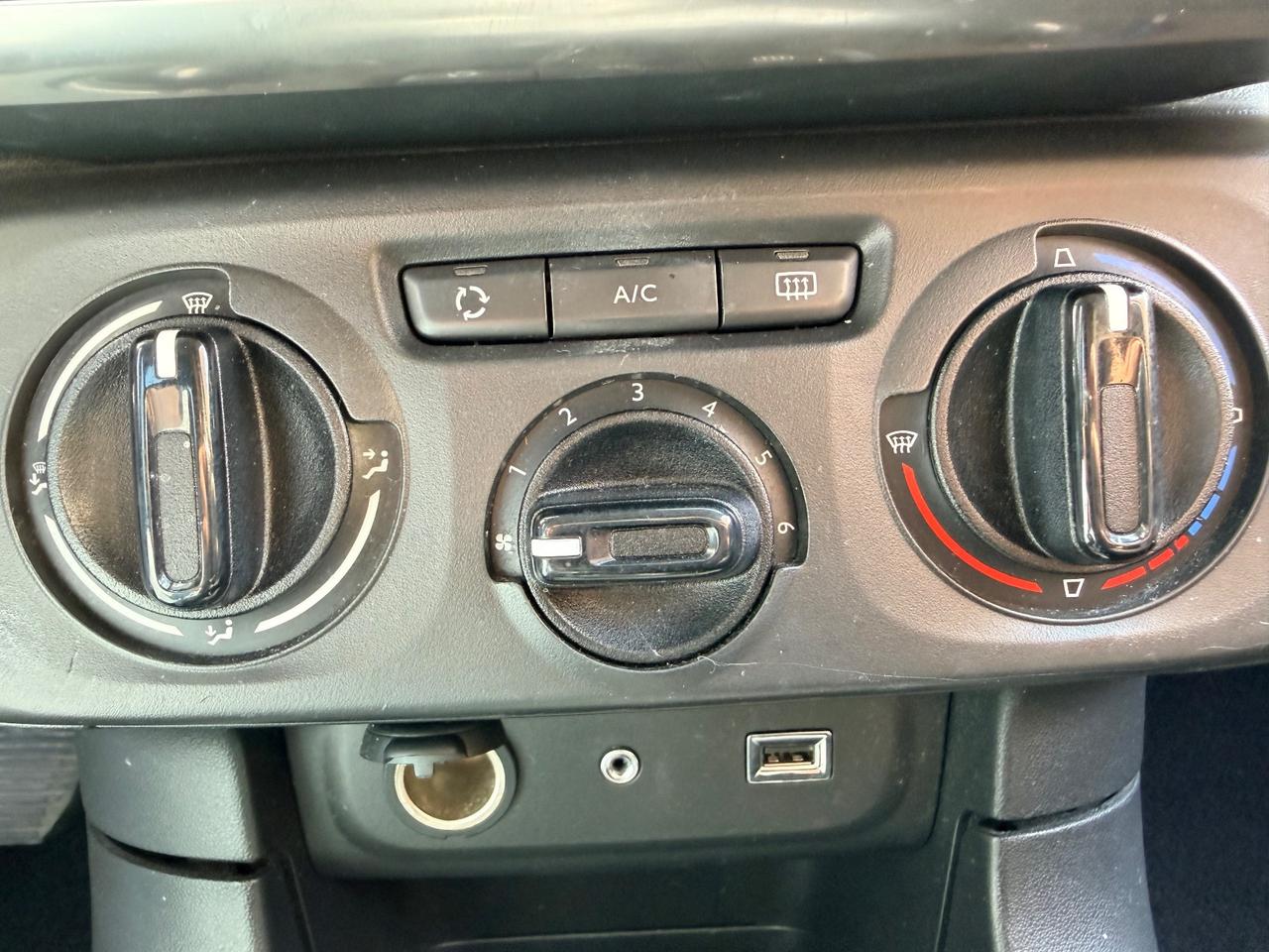 Citroen C3 PureTech 1.2 Benz