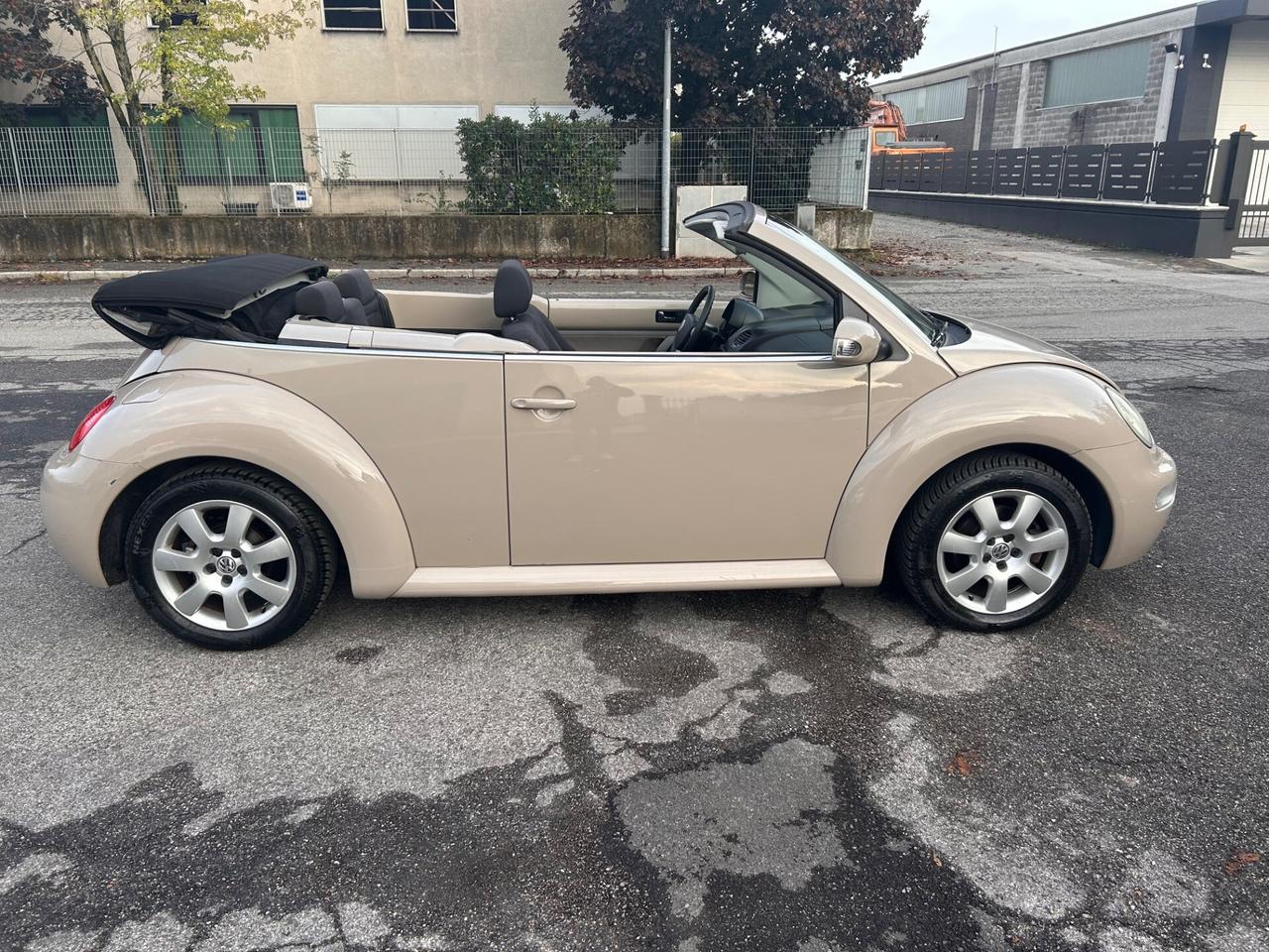 New Beetle Cabrio 1600 119000 km GPL 2035