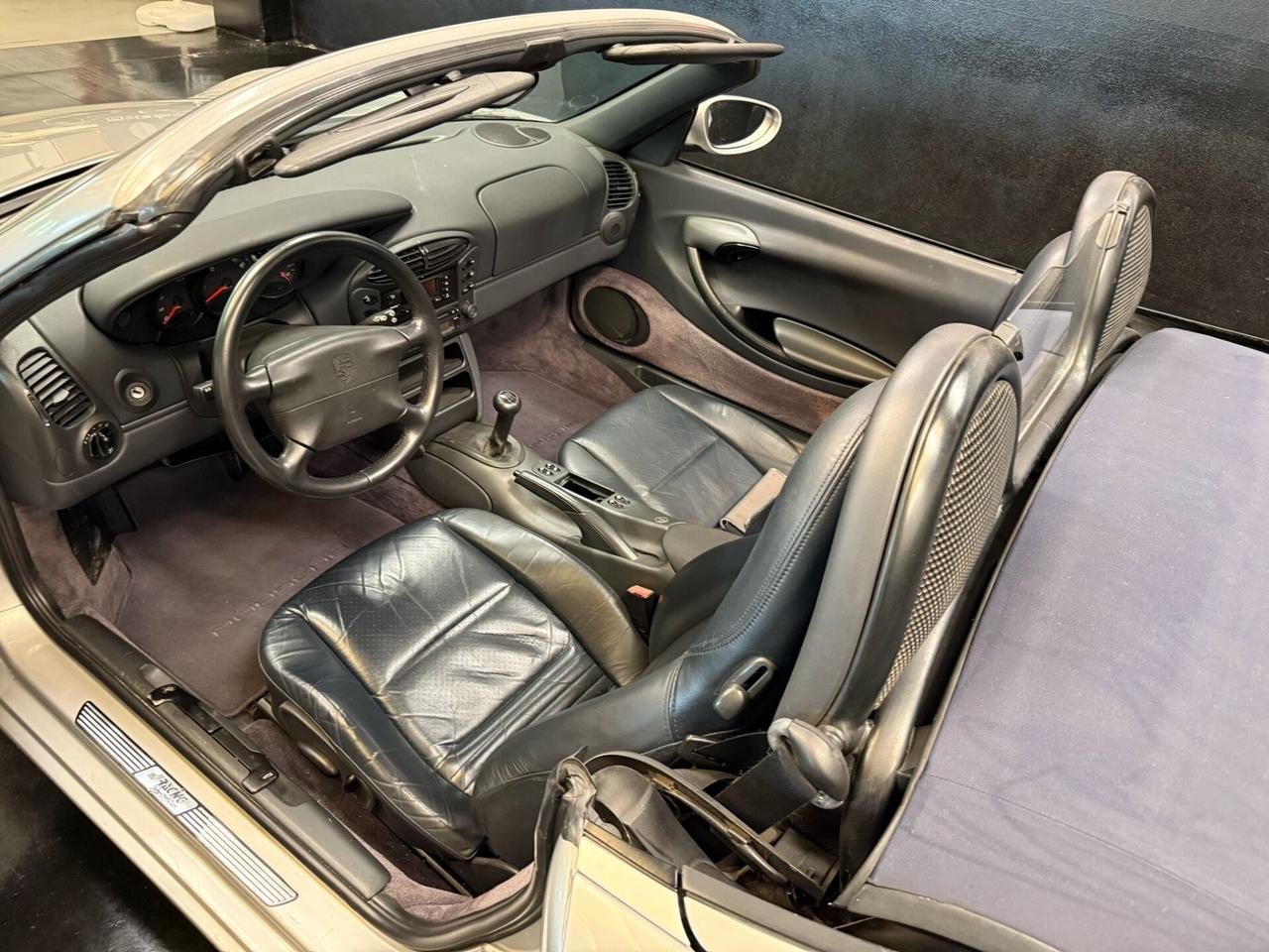 Porsche Boxster 2.5i 24V asi