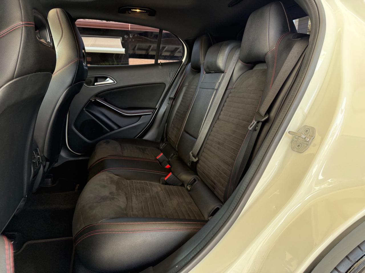 Mercedes-benz GLA 220 d Automatic 4Matic Premium