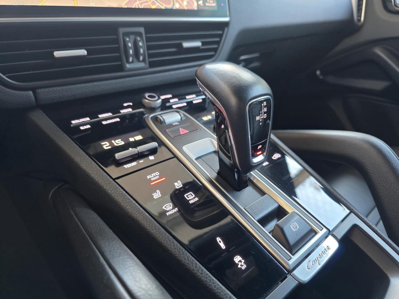 Porsche Cayenne 3.0 V6 Sport Chrono