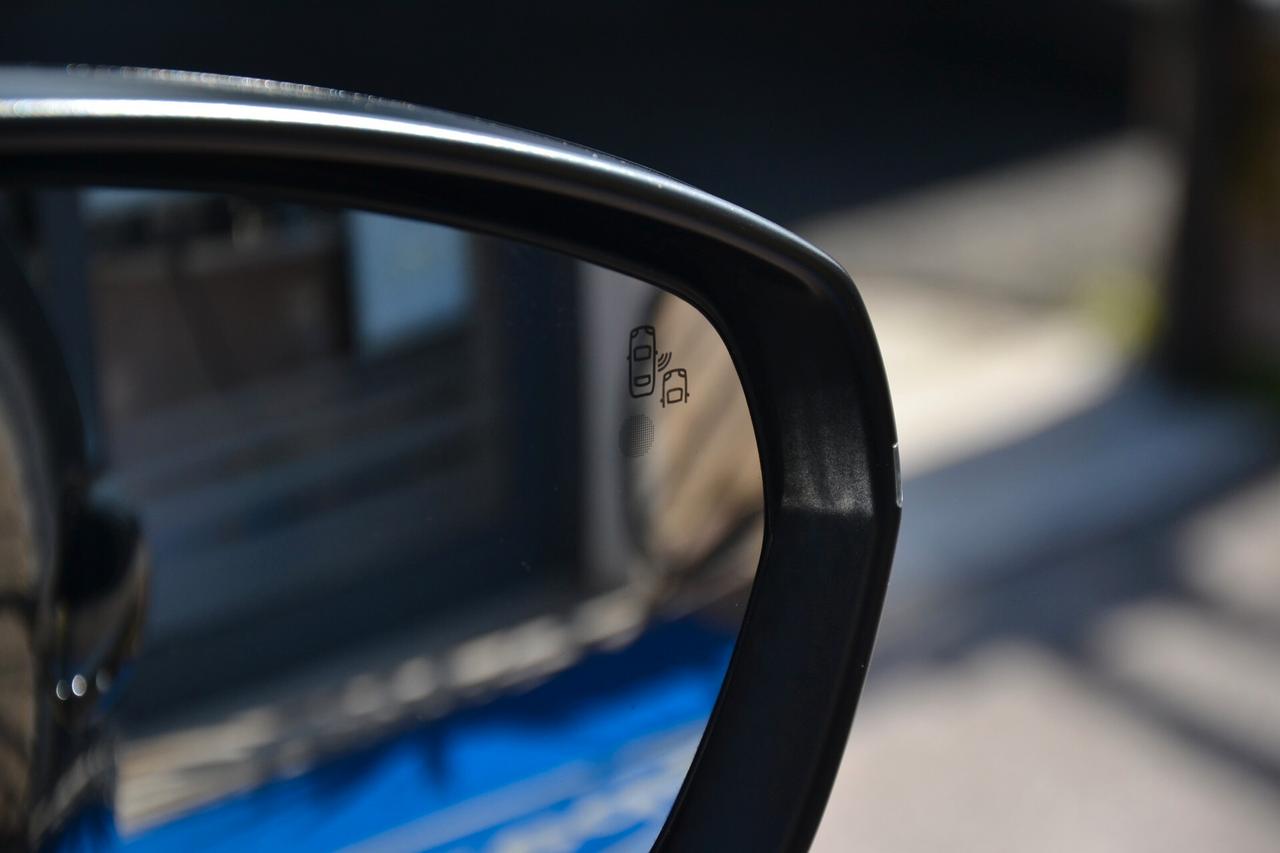 Peugeot 3008 BlueHDi 130 S&S EAT8 Allure