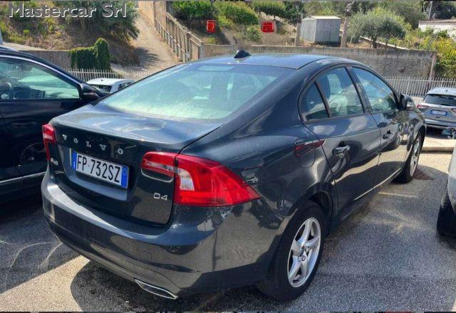 VOLVO S60 S60 2.0 d4 Kinetic 190cv - FP732SZ