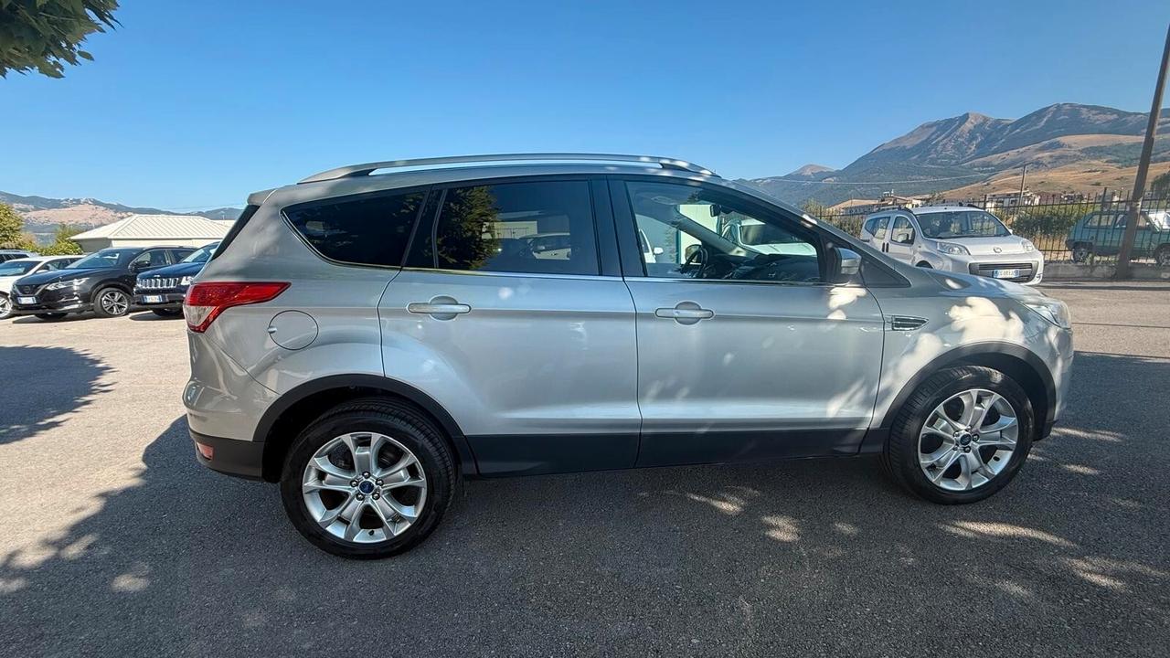 Ford Kuga 2.0 TDCI 150 CV S&S 4WD Titanium