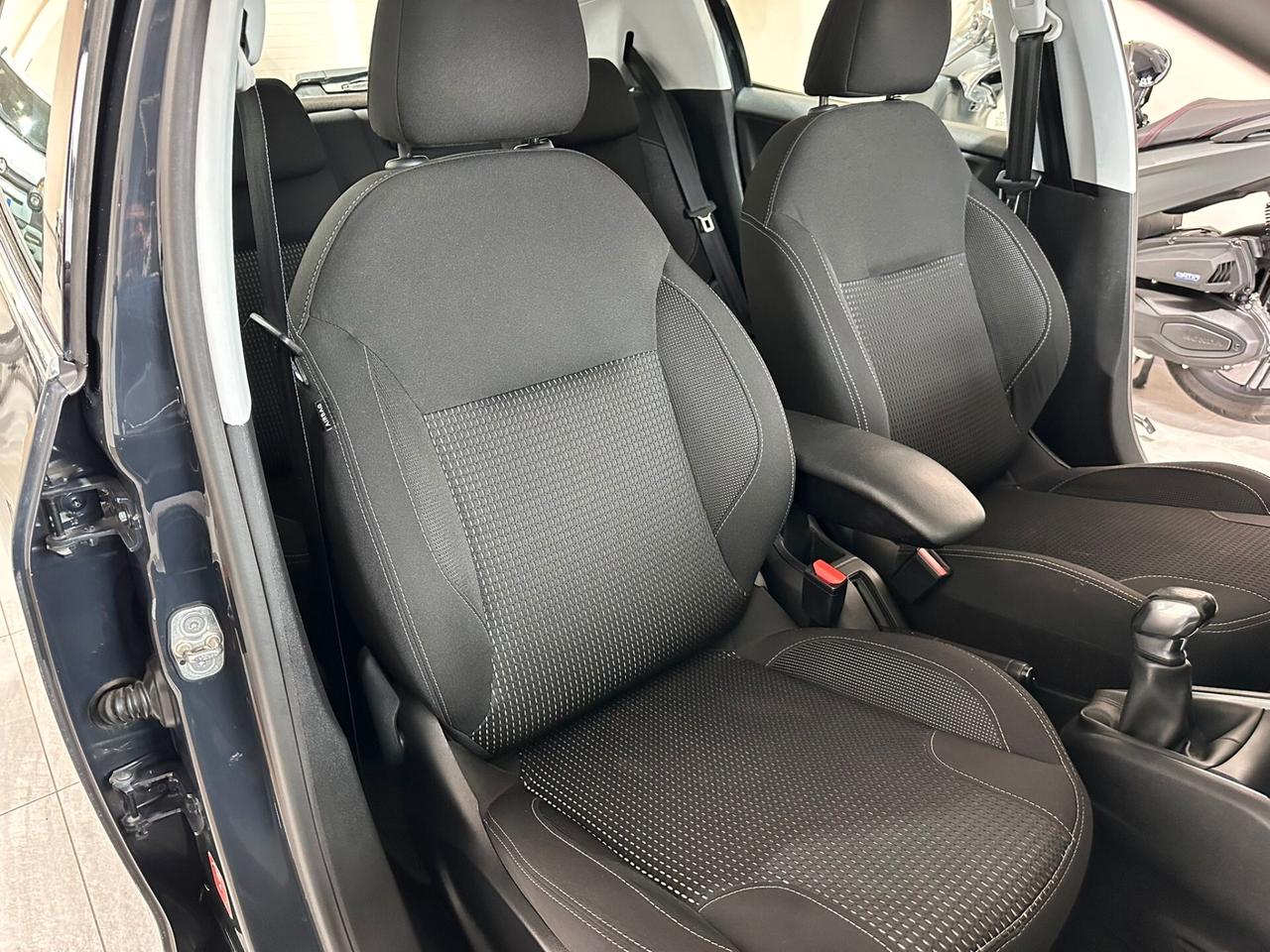 Peugeot 208 BlueHDi Allure - FULL – DA VETRINA – LED – NAVI