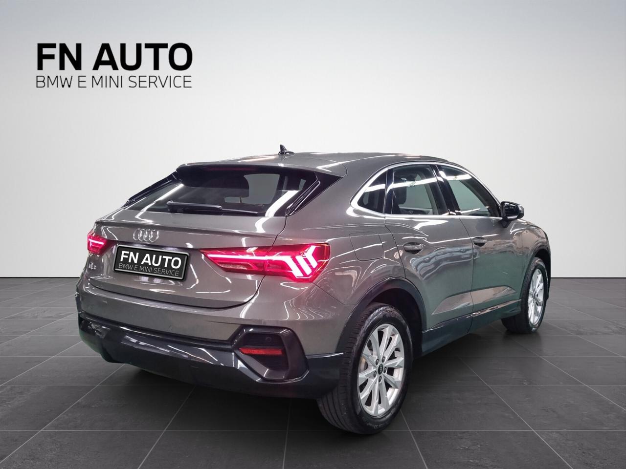 Audi Q3 SPORTBACK 35 TFSI S tronic Business Plus