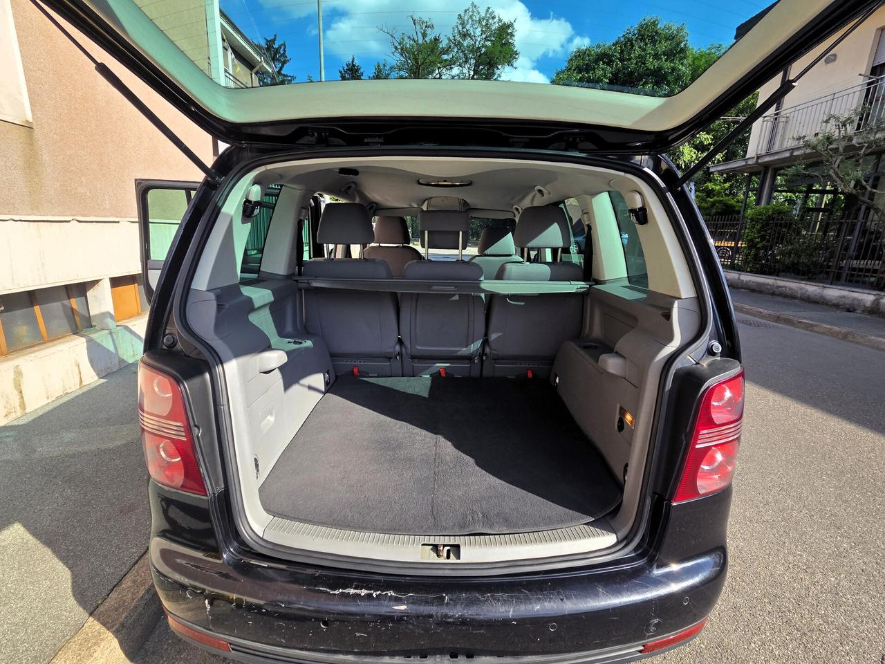 Volkswagen Touran 1.4 16V TSI Highline