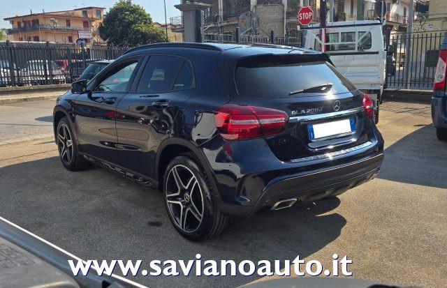 MERCEDES-BENZ GLA 200 d Automatic Premium " PACK NIGHT "