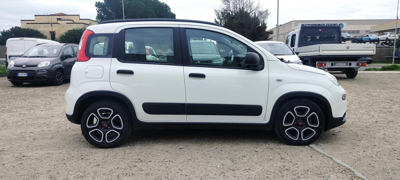 Fiat Panda 1.0 firefly hybrid City Life s&s 70cv