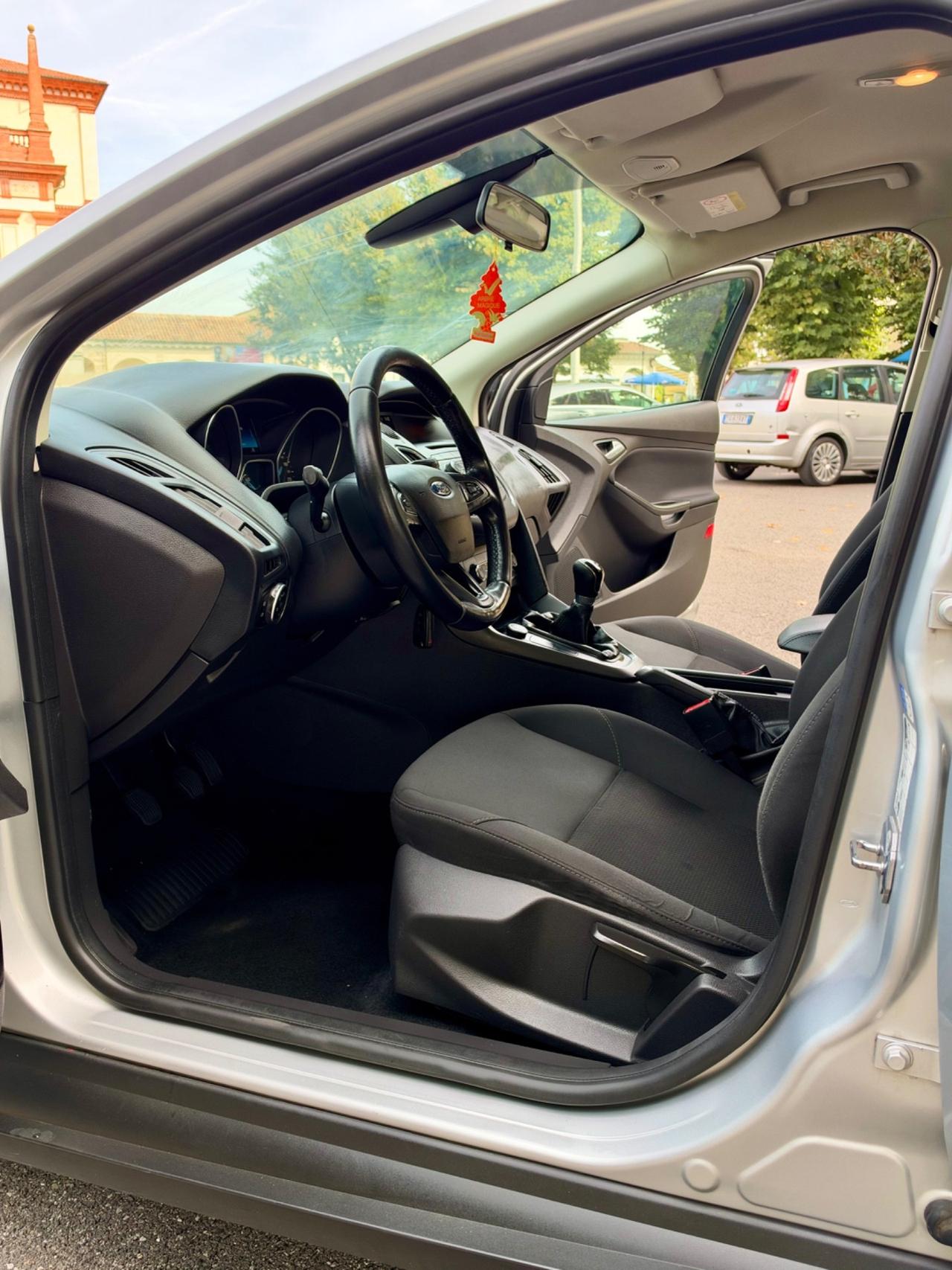 FORD FOCUS 1.0BENZINA 2015 90.000KM EURO6
