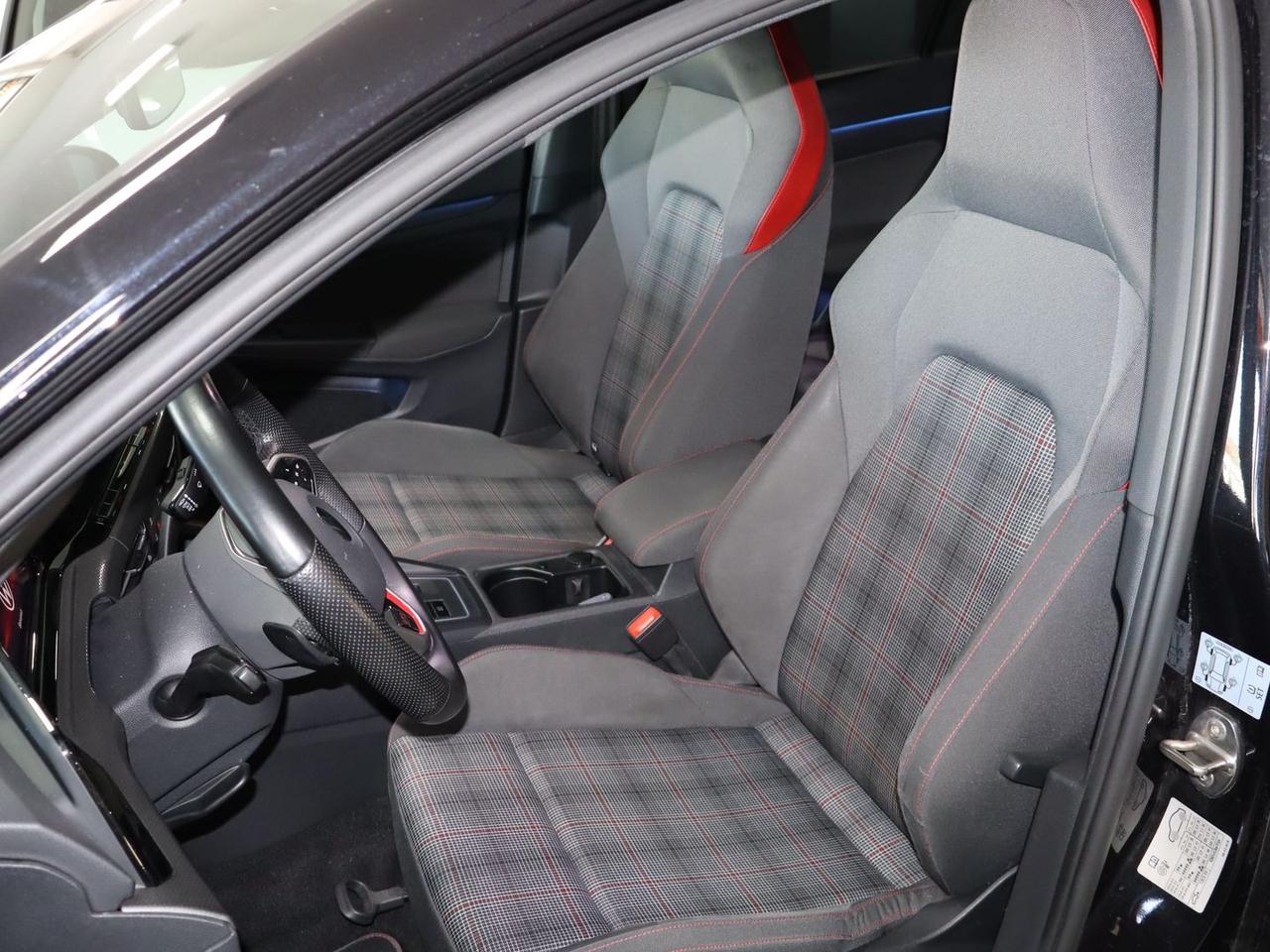 Volkswagen Golf GTI Ultimate 2.0 TSI GTI #10150