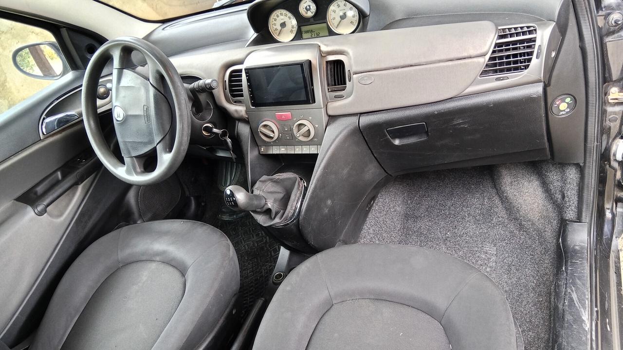 Lancia Ypsilon 1.3 diesel