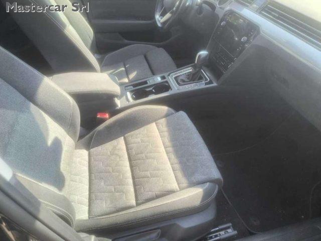 VOLKSWAGEN Passat Variant Passat VIII Variant 2.0 tdi Business 150cv dsg TG