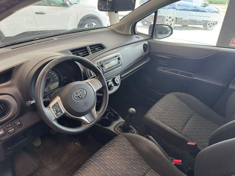Toyota Yaris Yaris 1.0 5 porte Lounge