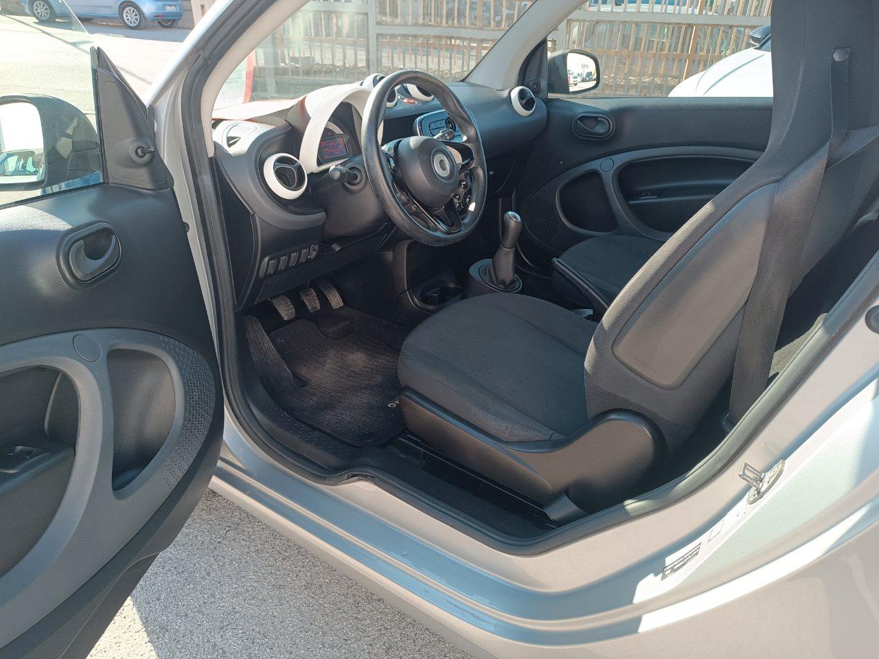 Smart fortwo coupe Fortwo 1.0 Youngster 61cv