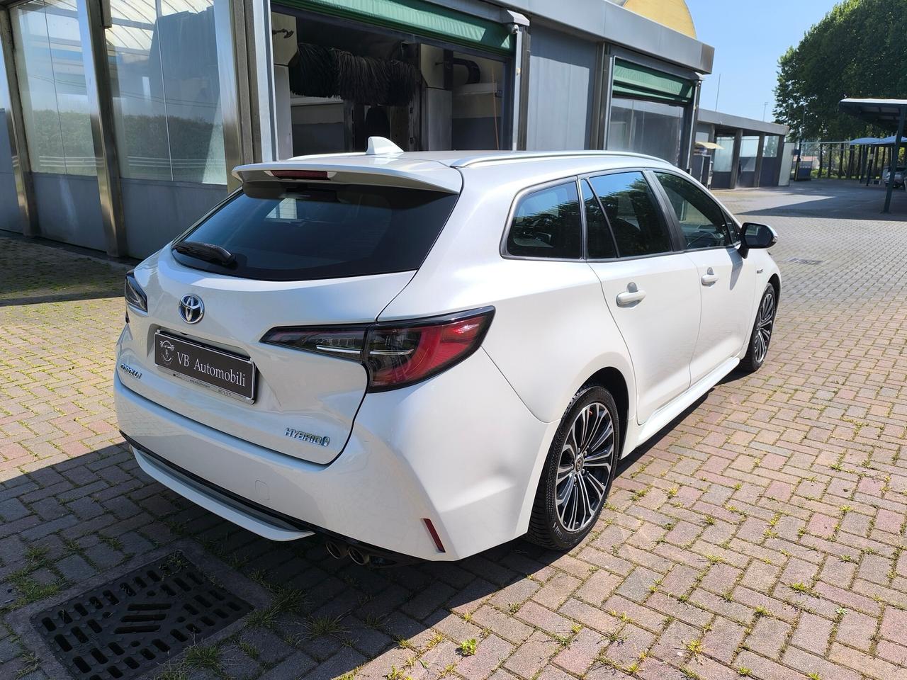 Toyota Corolla Touring Sports 2.0 Hybrid Business