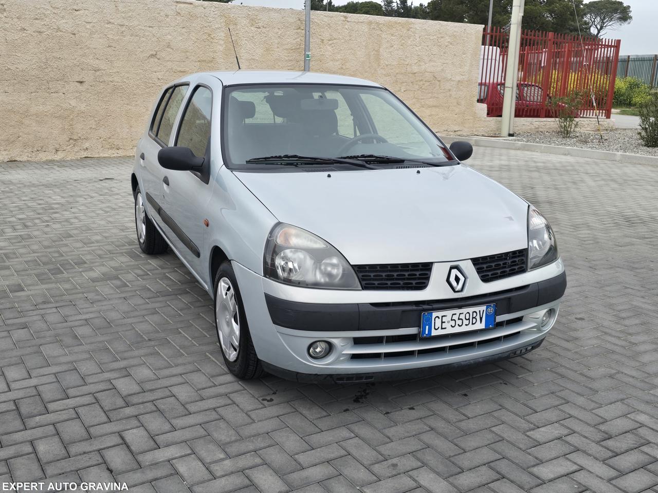 RENAULT CLIO 1.2 cc 5 PORTE *OTTIME CONDIZIONI*