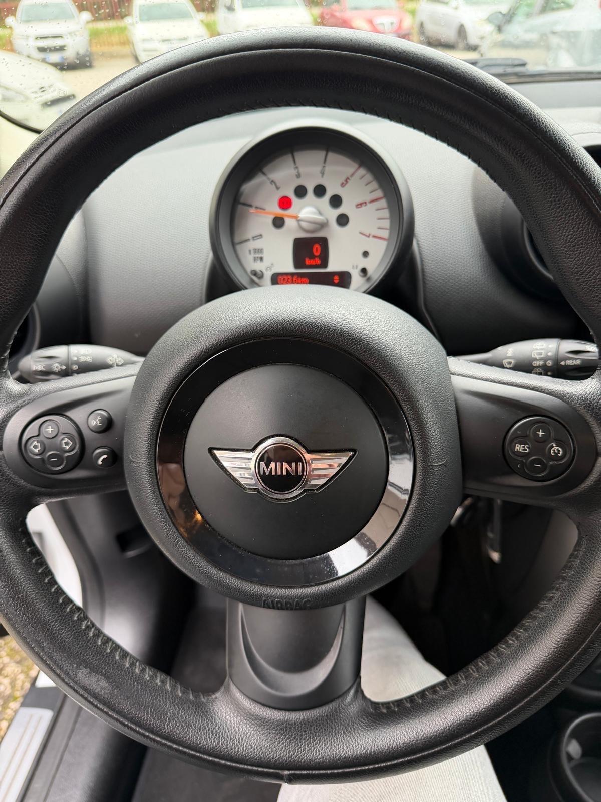 Mini Cooper D Countryman 1.6 Business 2013 Km 121000