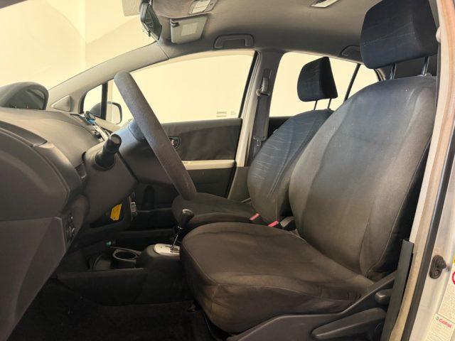 TOYOTA Yaris 1.3 5 porte M-MT Sol