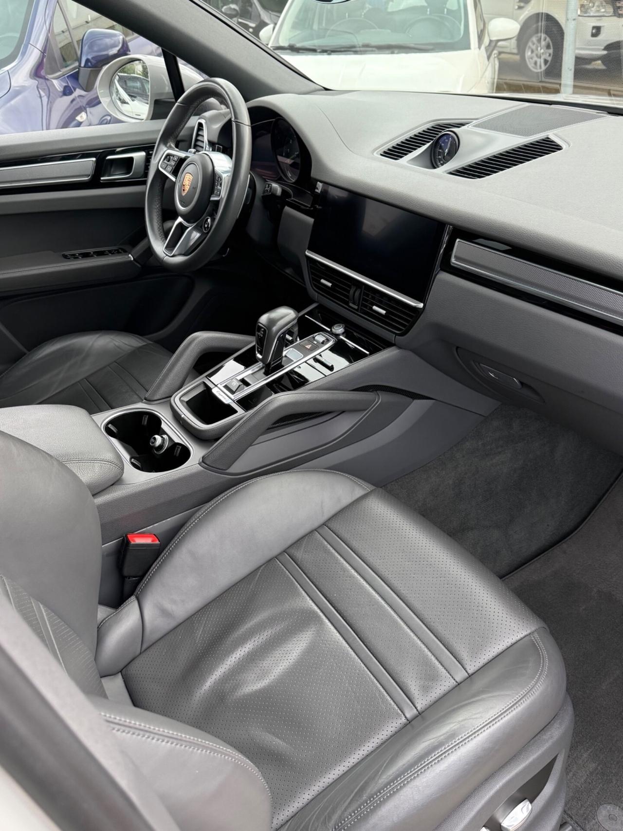 Porsche Cayenne Coupé 3.0 V6 E-Hybrid