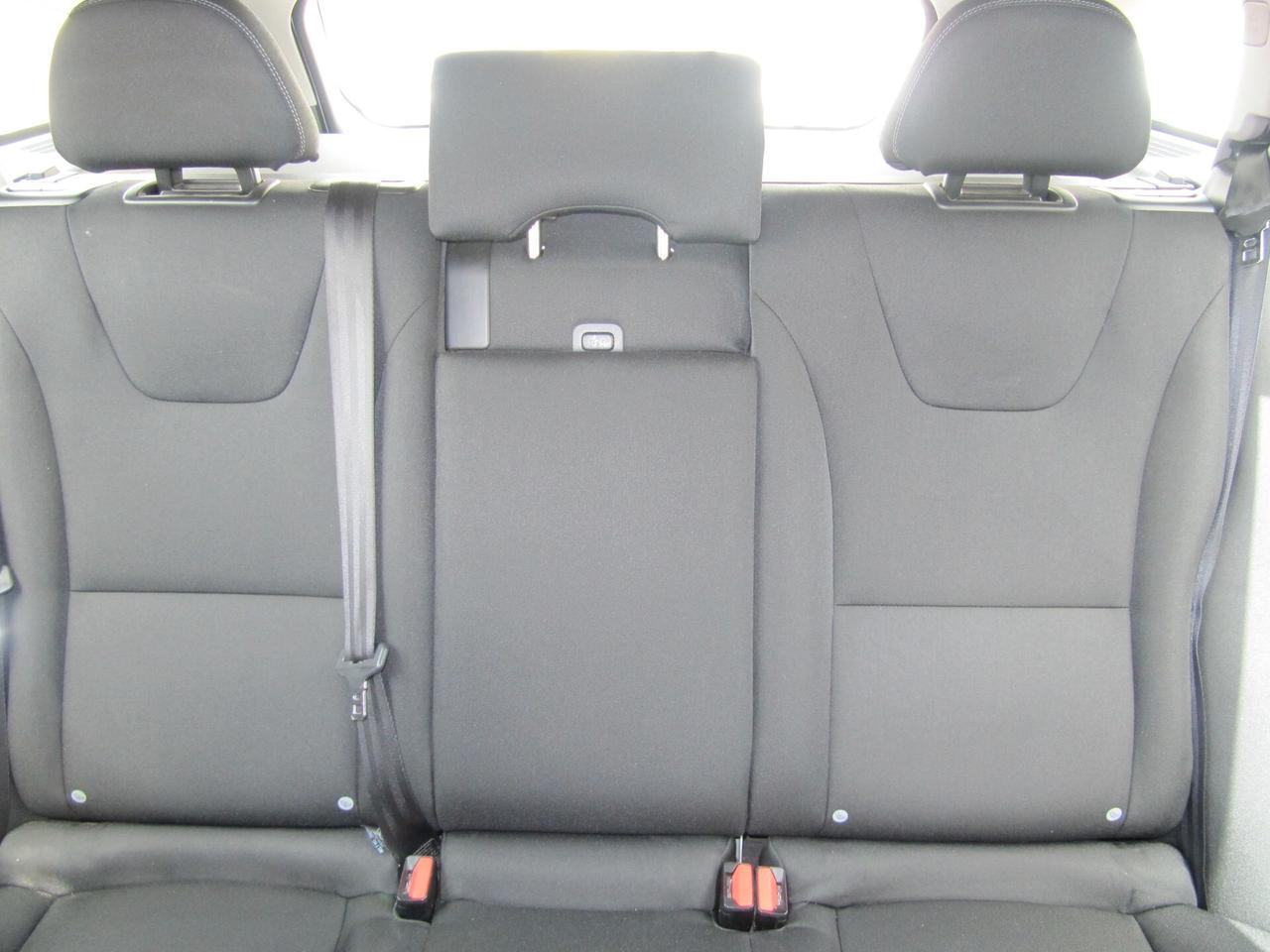 Volvo V60 D4 R-design Kinetic - AUTOMATICO