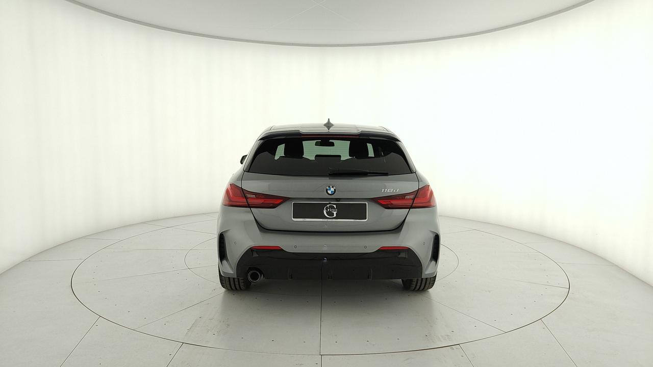 BMW Serie 1 F40 - 116d Msport auto