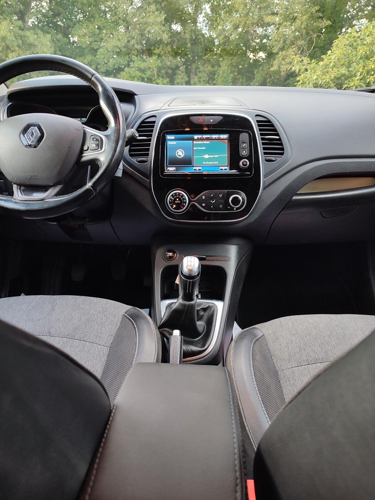 RENAULT CAPTUR 2018 FINE BENZINA SPORT EURO6D BELLA