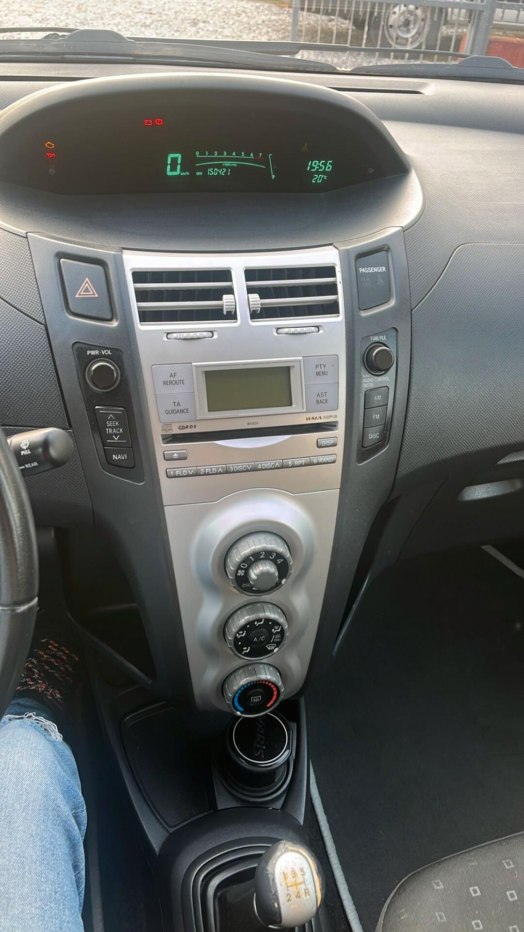 Toyota Yaris 1.0 5 porte Now