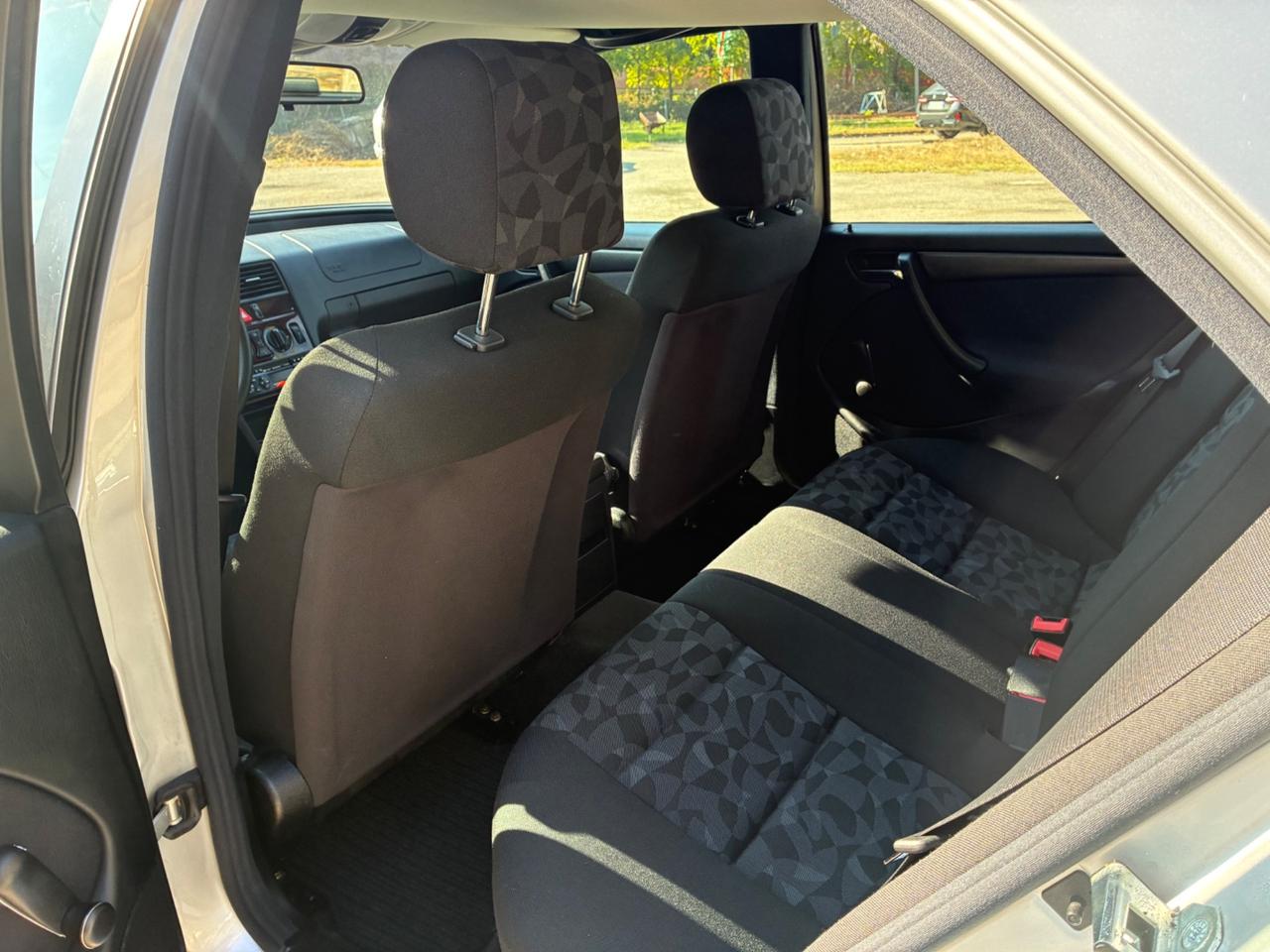 Mercedes-benz C 180 benzina 24.000 km pari nuovo