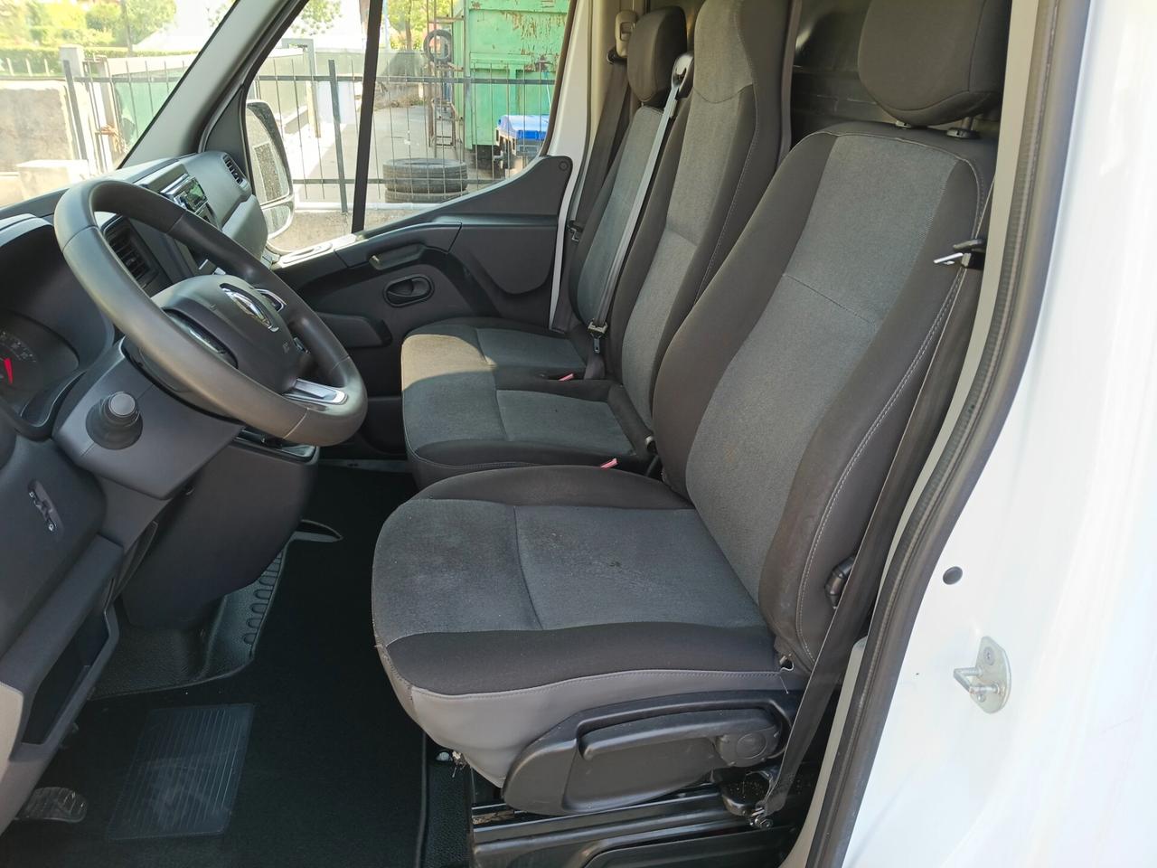 Renault Master 2.3 dCi 135cv Furgone