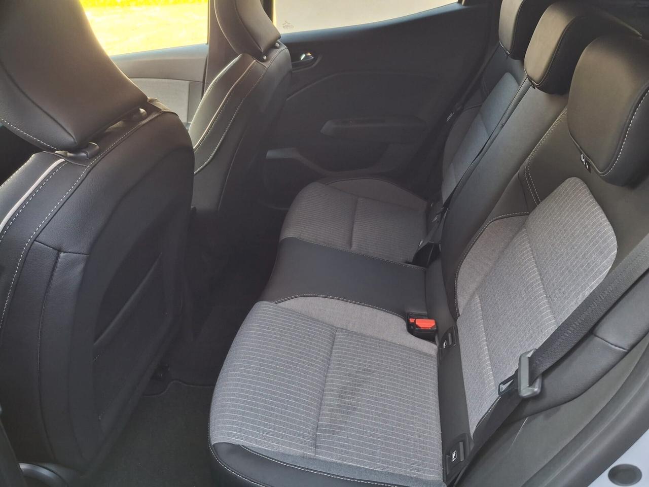 Renault Clio TCe 90 CV 5 porte Techno