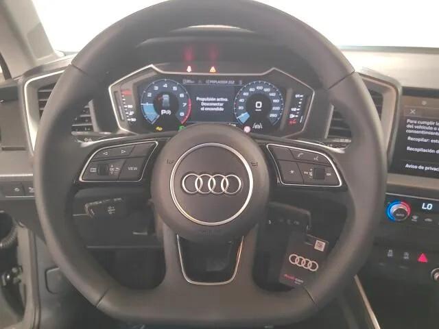 Audi A1 SPB 30 TFSI S tronic line edition KM 0
