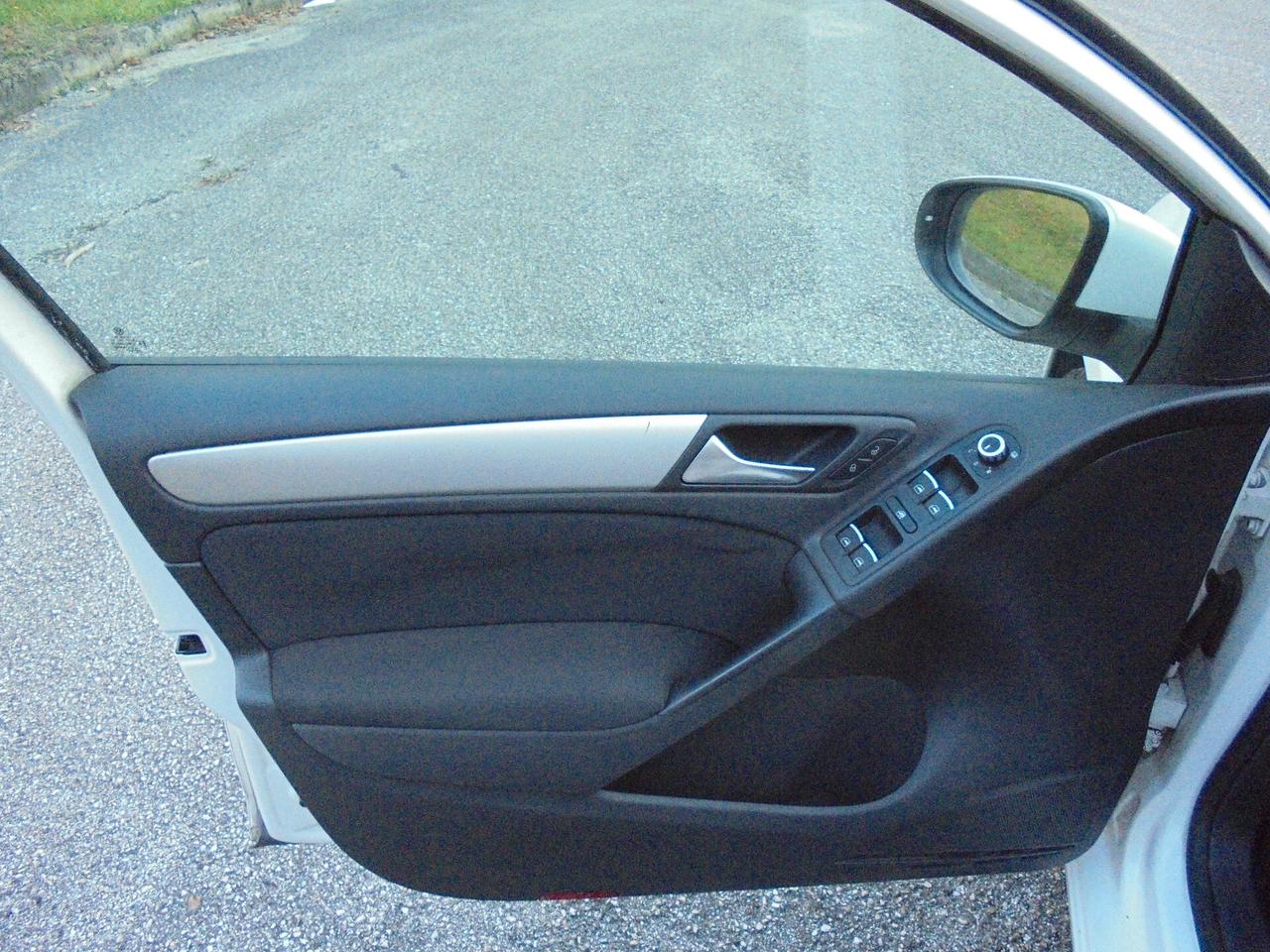 VOLKSWAGEN GOLF VI 2.0 TDI 110CV 5P HIGHLINE