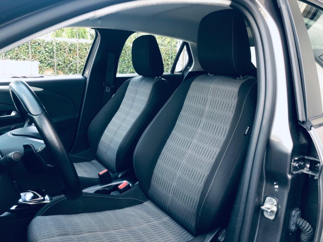 Opel Corsa 1.2 Edition AUTOMATICA