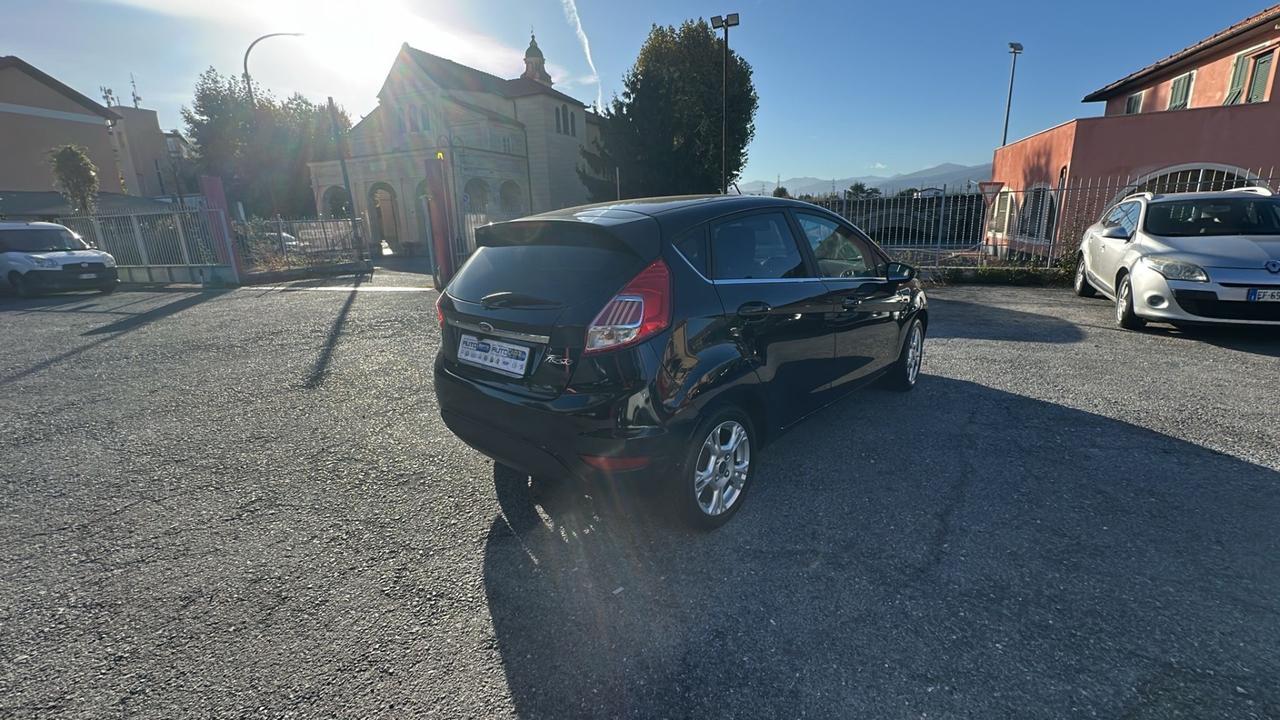 Ford Fiesta 1.0 80CV 5 porte Black & White Edition
