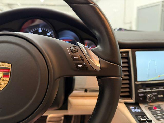 PORSCHE Panamera 3.0 Diesel // SERVICE PORSCHE//