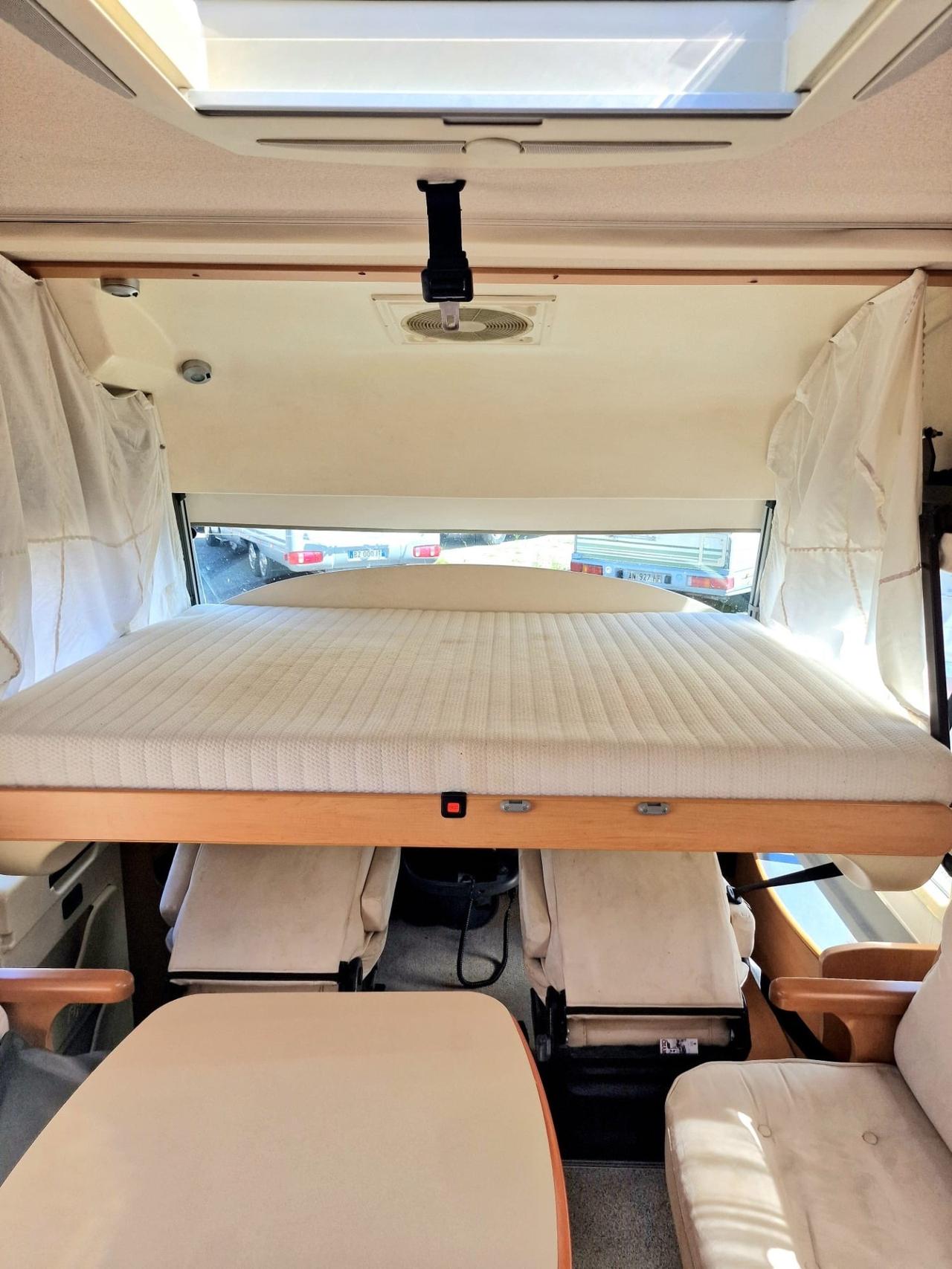 Motorhome frankia luxury del 2005 tre assi in saldo 132