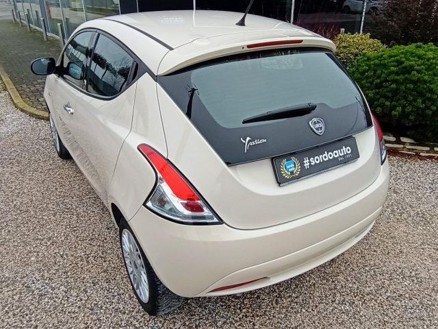 LANCIA Ypsilon 1.2 69 CV 5 porte GPL Ecochic Silver