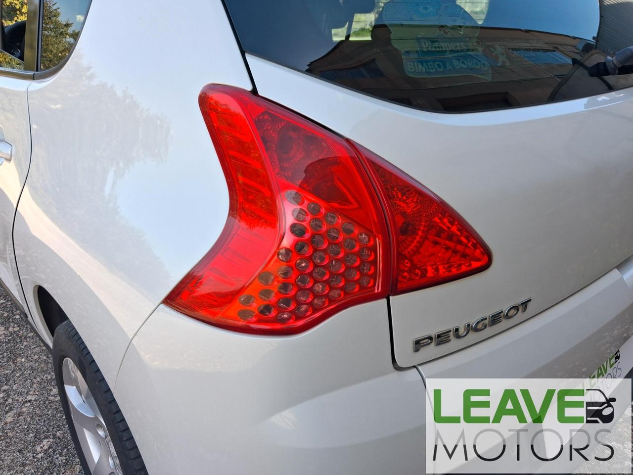 Peugeot 3008 1.6 HDi 112CV (M1591)