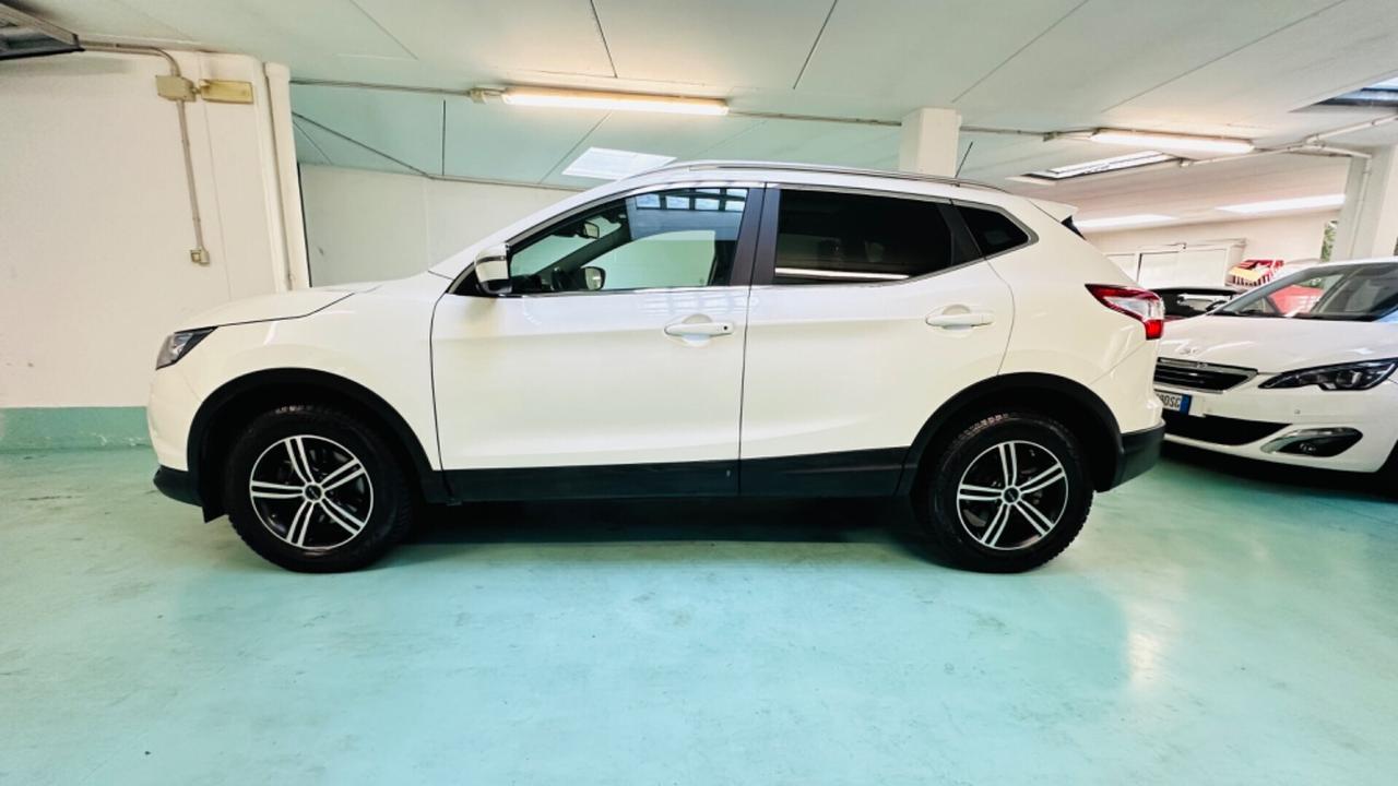 Nissan Qashqai 130CV. Tettuccio panoramico