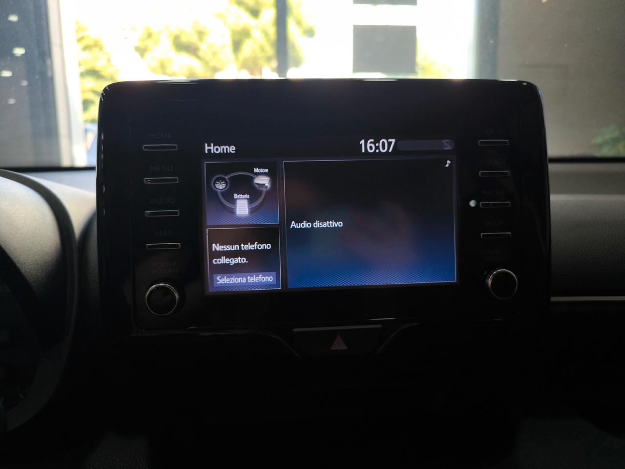 Toyota Yaris 1.5 Hybrid 5 porte Business