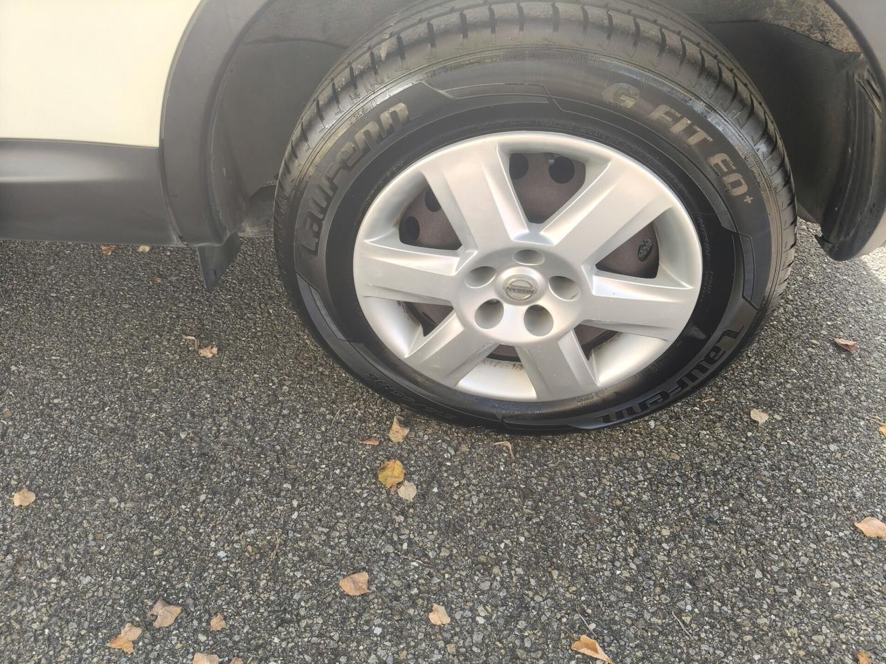 Nissan Qashqai 1.6 del 11 SOLO 137.000 KM