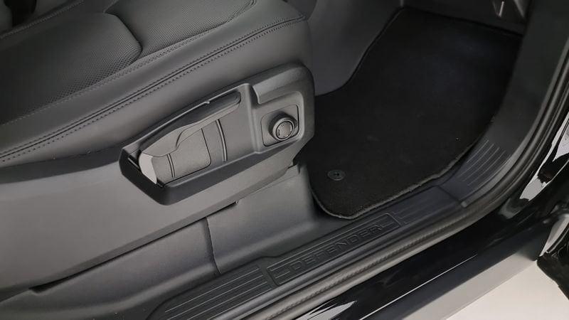 Land Rover Defender 90 3.0D I6 200 CV AWD Auto S