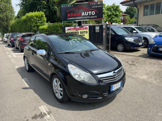OPEL Corsa 1.4 16V 3 porte Sport