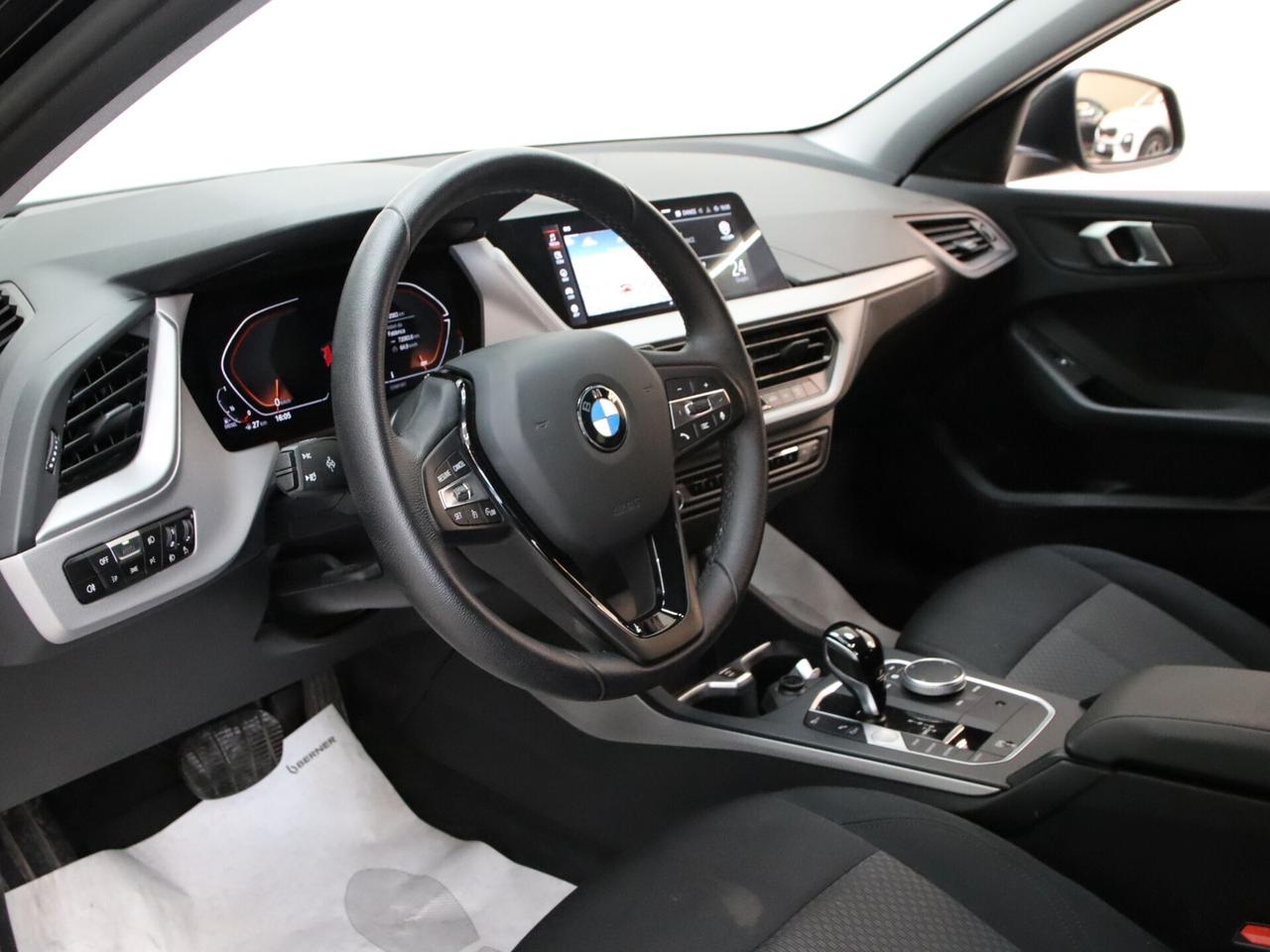 BMW 120d Serie 1 F40 xdrive Business auto