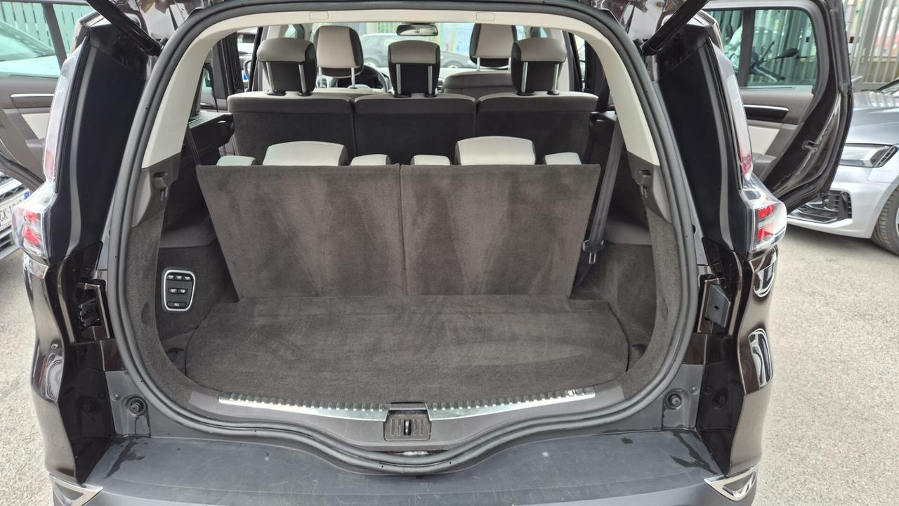 Renault Espace dCi 160CV EDC Energy Executive 4Control