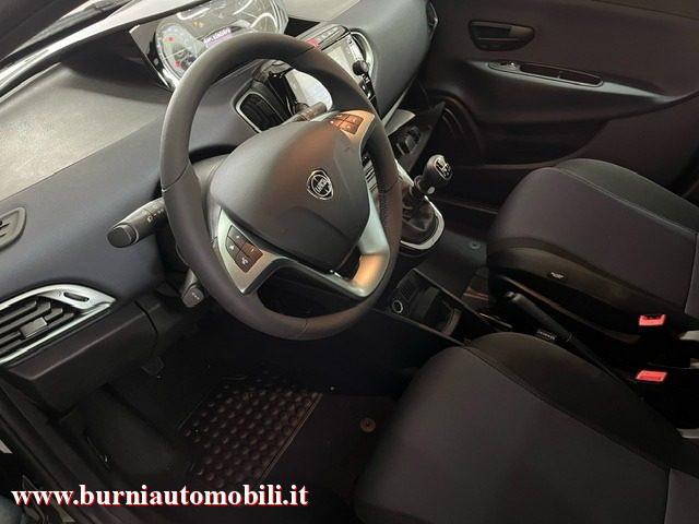 LANCIA Ypsilon 1.0 Hybrid Platino PREZZO VERO